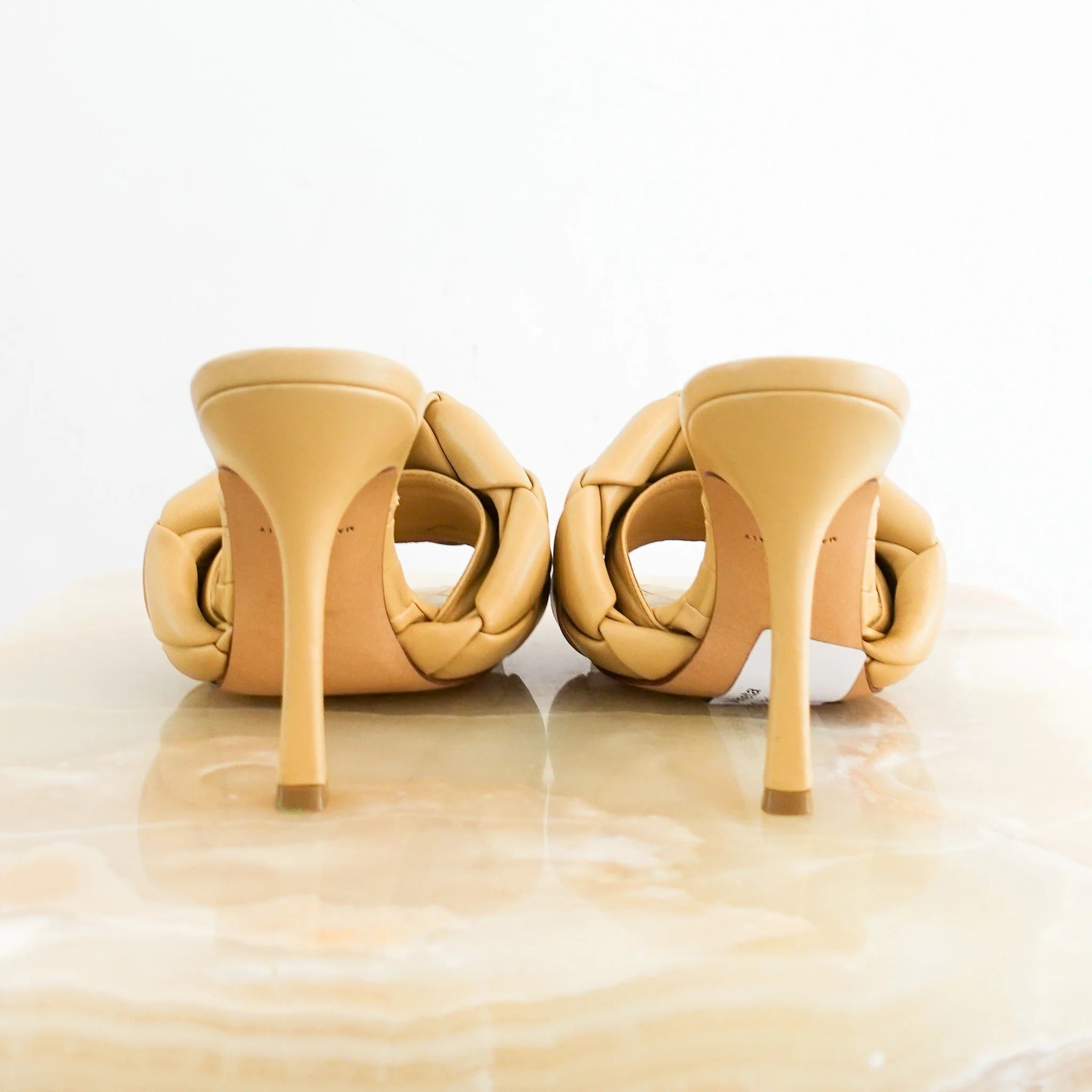 Veneta Padded mules