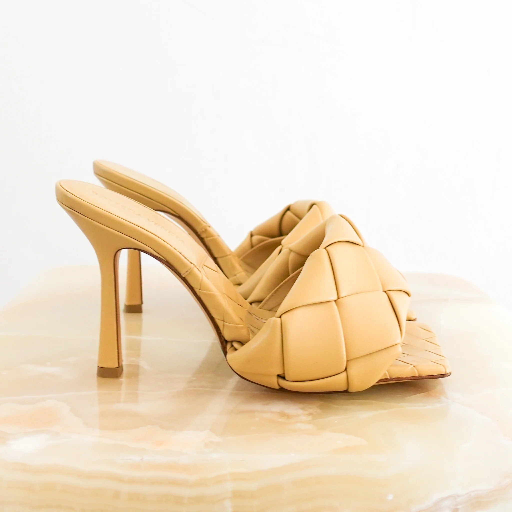 Veneta Padded mules